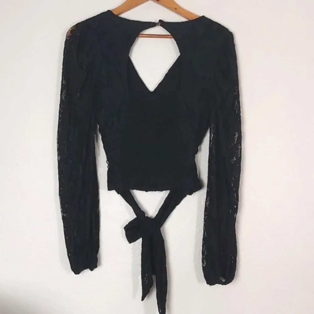 By Anthropologie Balloon-Sleeve Lace Wrap Blouse Black Small